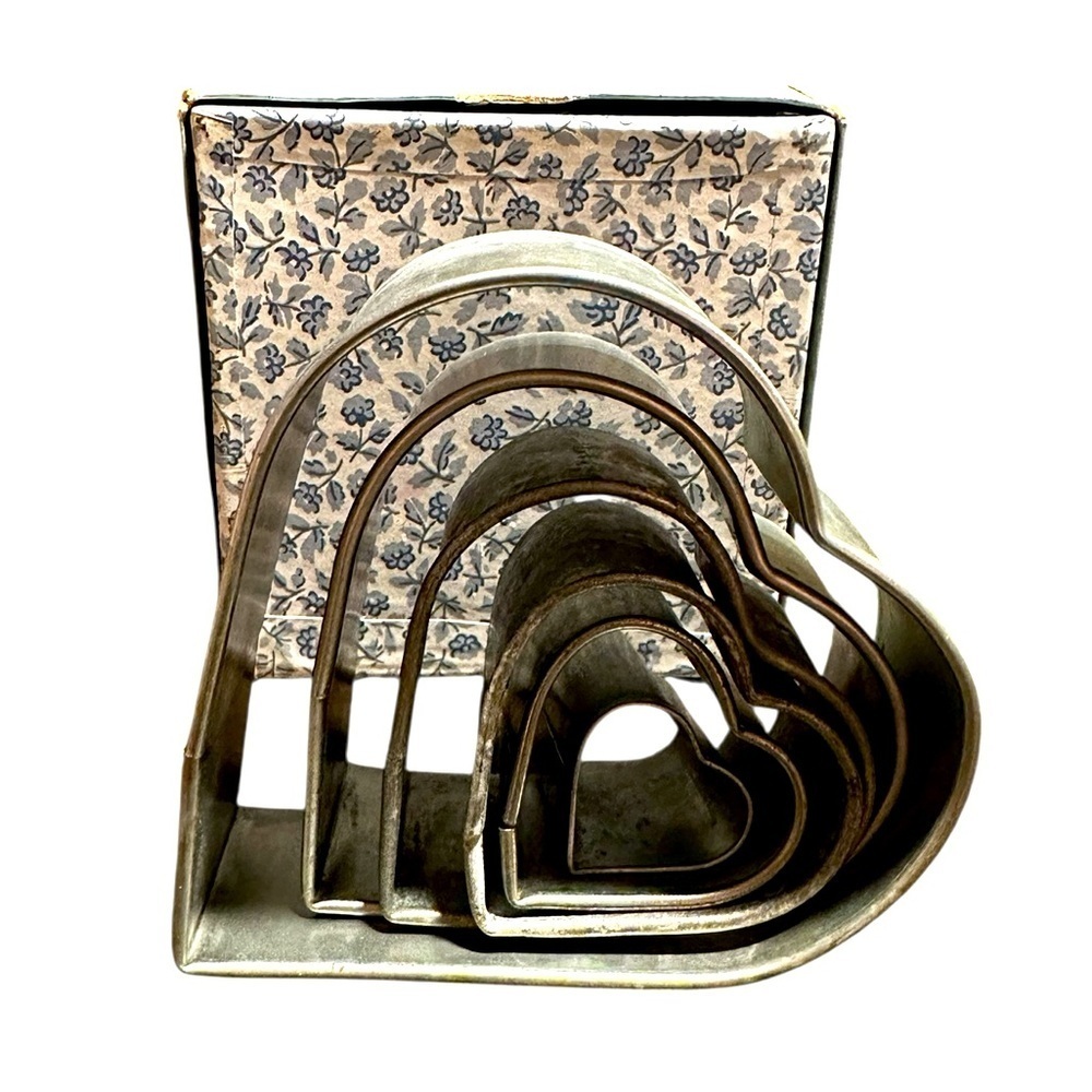 Vintage Tin Wilton Heart Biscuit Cutter Metal Dated 1976 #610-148 Original Box